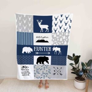 Little Explorer Blanket - Personalized Name Quilt Bedding Set - Perfect for Bedroom Decor, Great Gifts for Family