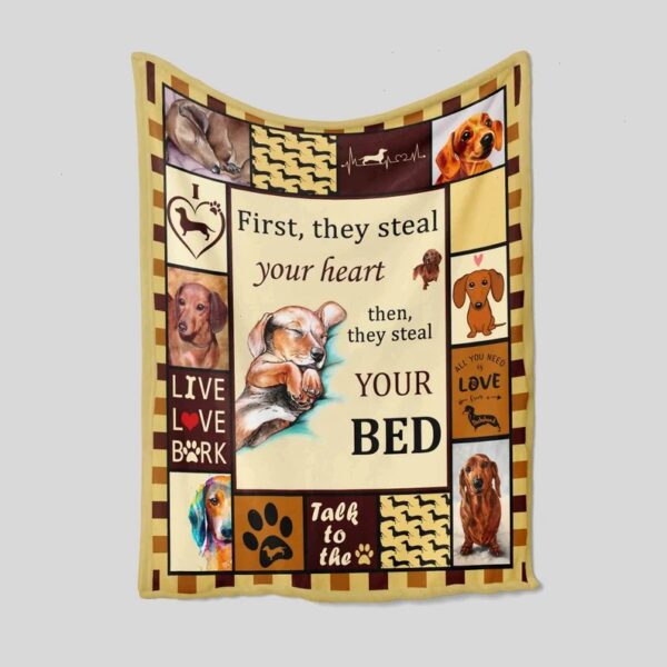 Personalized Doxie Pet Blanket Quilt Bedding Set - Perfect for Bedroom Decor